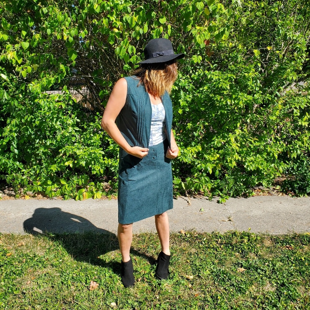 Vintage Forest Green Matching Vest & Skirt